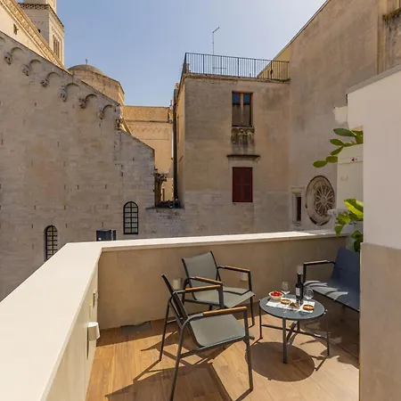 Palazzina Privata Con Terrazza Vista Cattedrale Bari